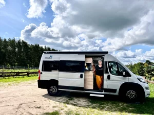 Kastenwagen Kätter auf dem Wohnmobilstellplatz am Spargelhof Klaistow in Beelitz.