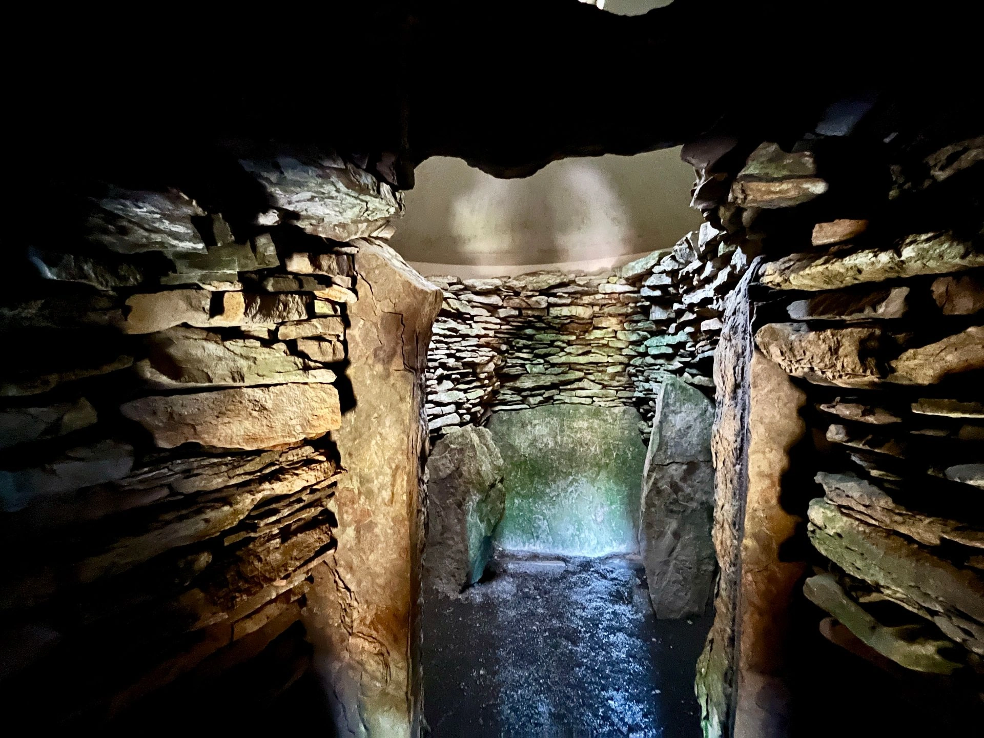 Grey Cairns of Camster & Golspie: Uralte Megalithen und schottische Gastfreundschaft