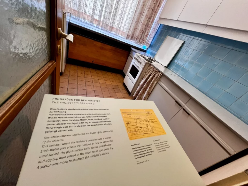 Die Küche im Stasi-Museum Berlin. 